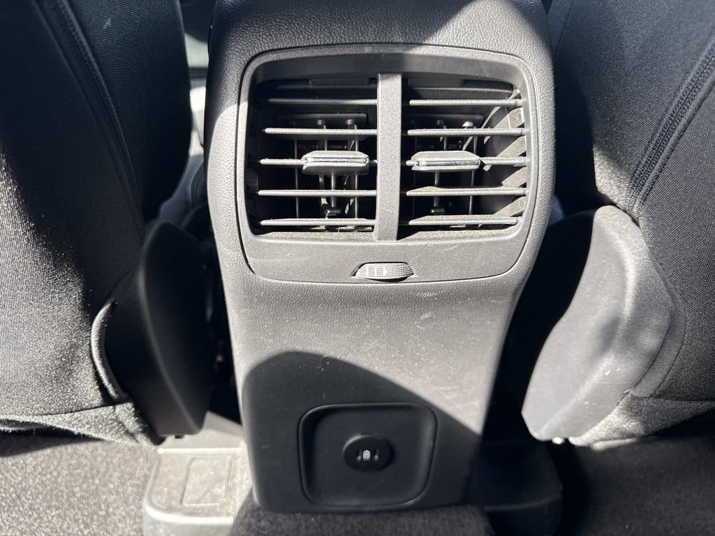 Used 2025 Ford Escape Active image 17