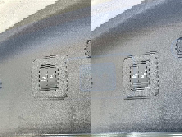 Used 2024 Nissan Armada Platinum w/ Captain's Chairs Package image 14