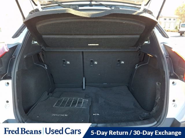 Used 2019 Nissan Kicks SR w/ SR Premium Package image 29