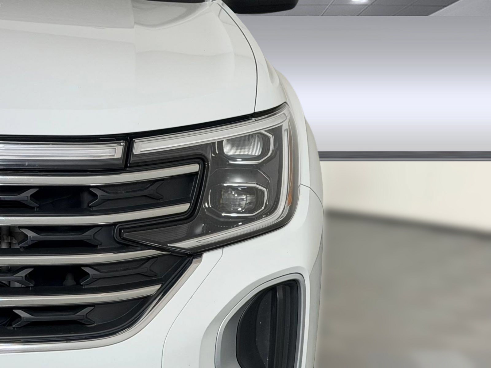 Used 2024 Volkswagen Atlas SE FWD image 11