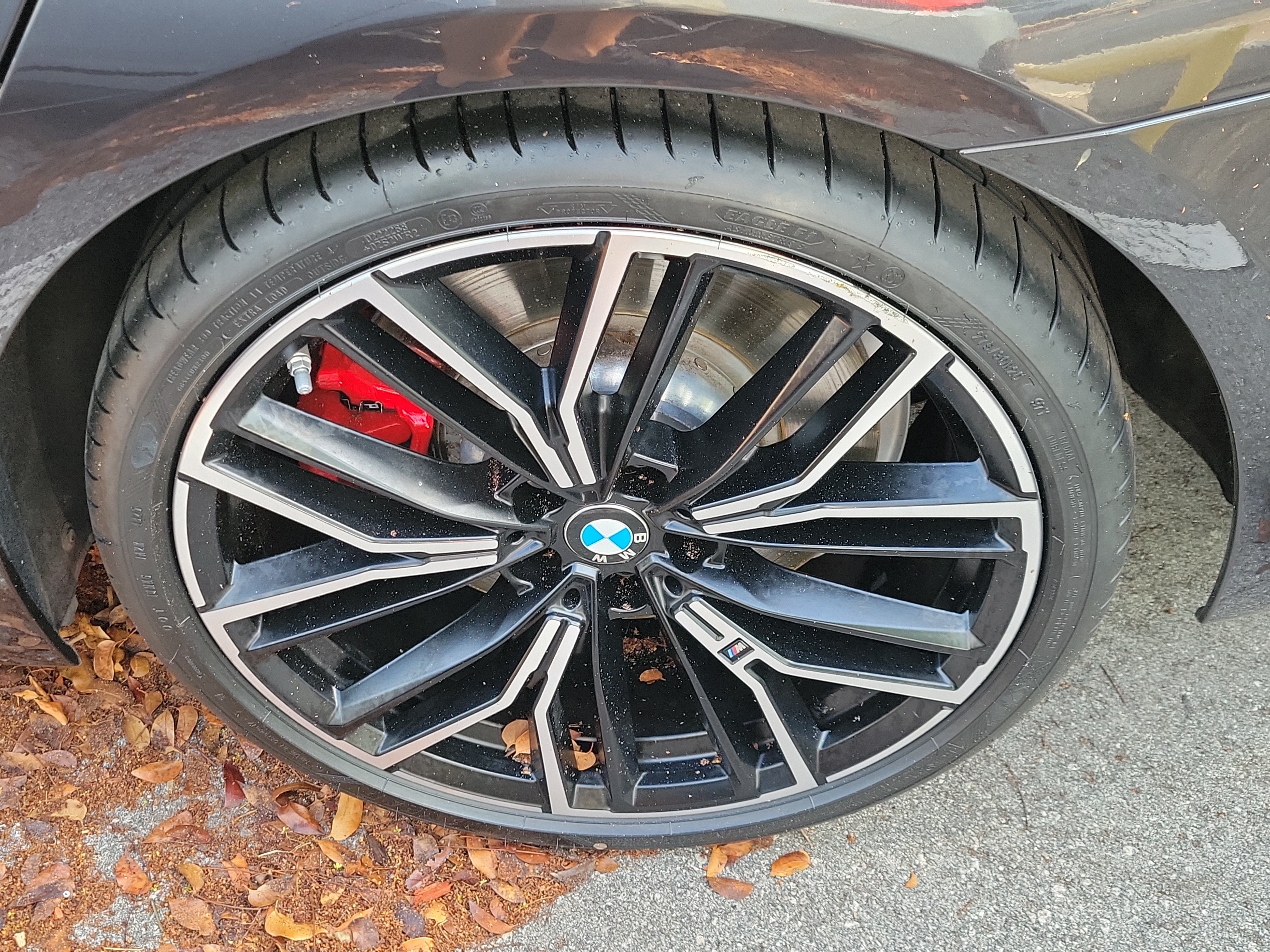 Certified 2023 BMW 540i w/ M Sport Package RWD image 6