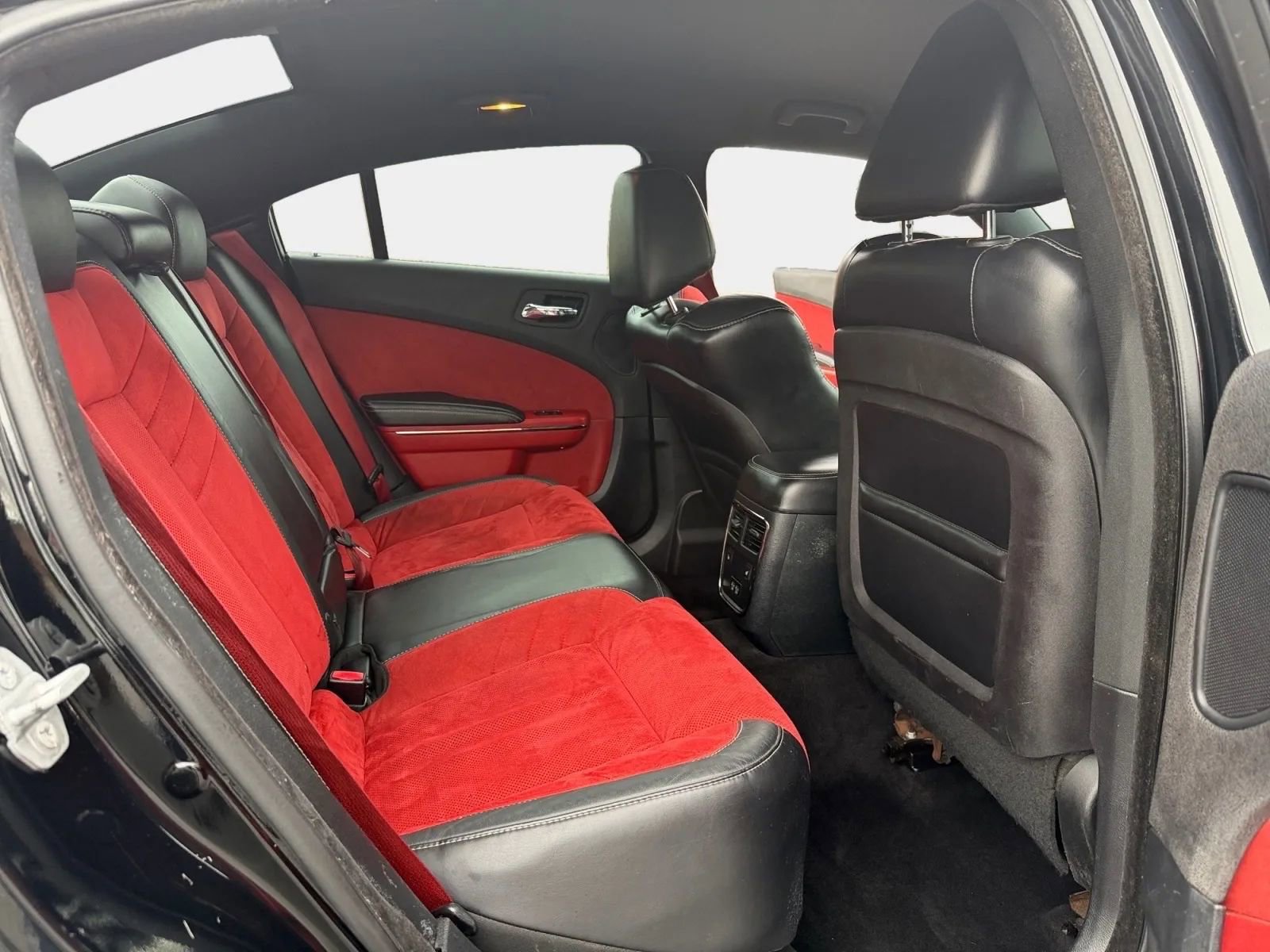 Used 2015 Dodge Charger SRT Hellcat w/ Harman/Kardon Audio Group image 11