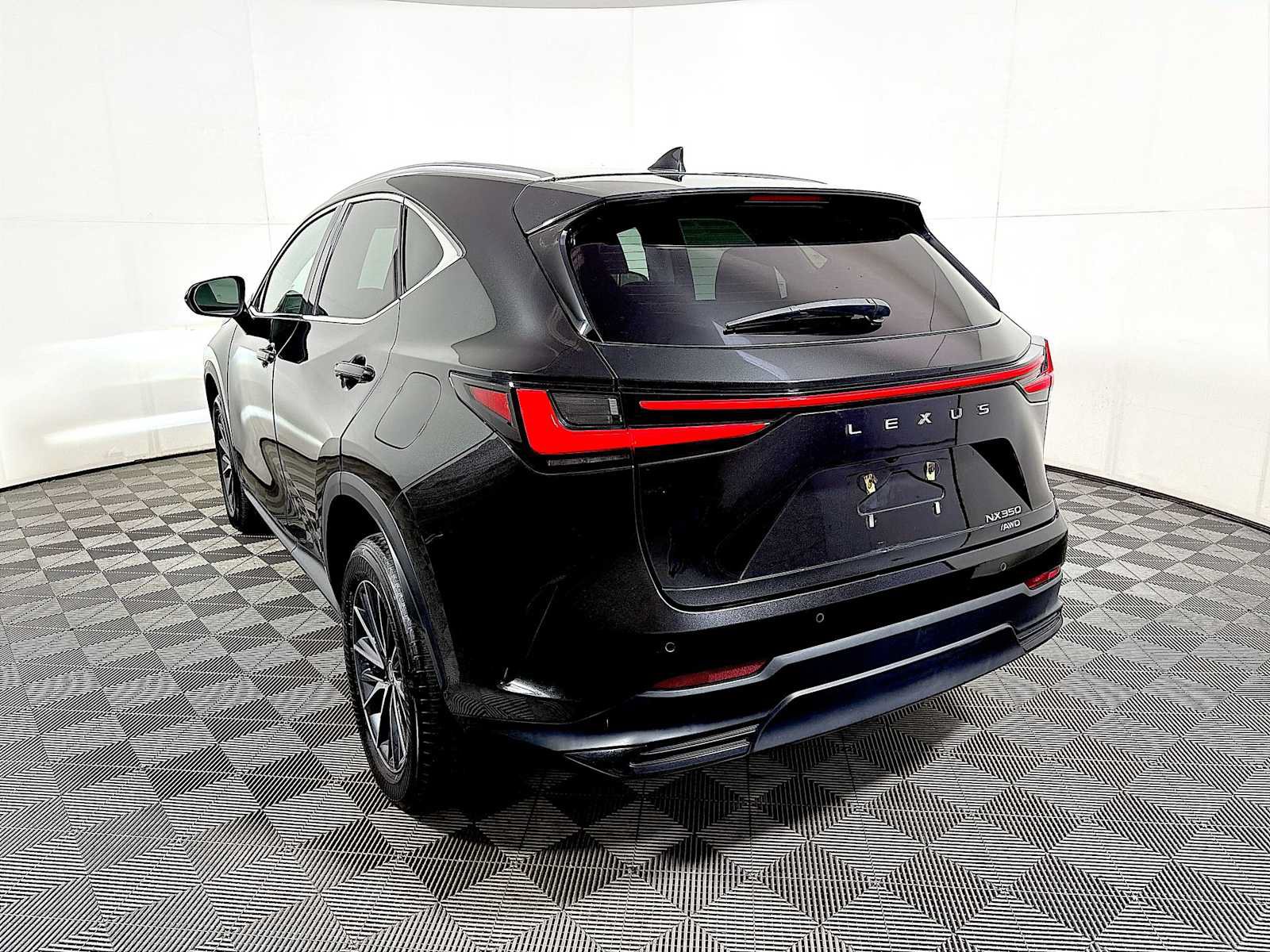 Used 2024 Lexus NX 350 AWD image 5
