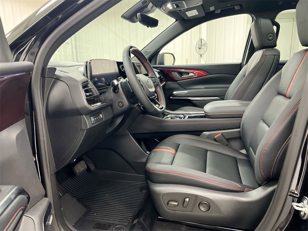 New 2026 Chevrolet Traverse RS w/ LPO, Floor Liner Package image 20