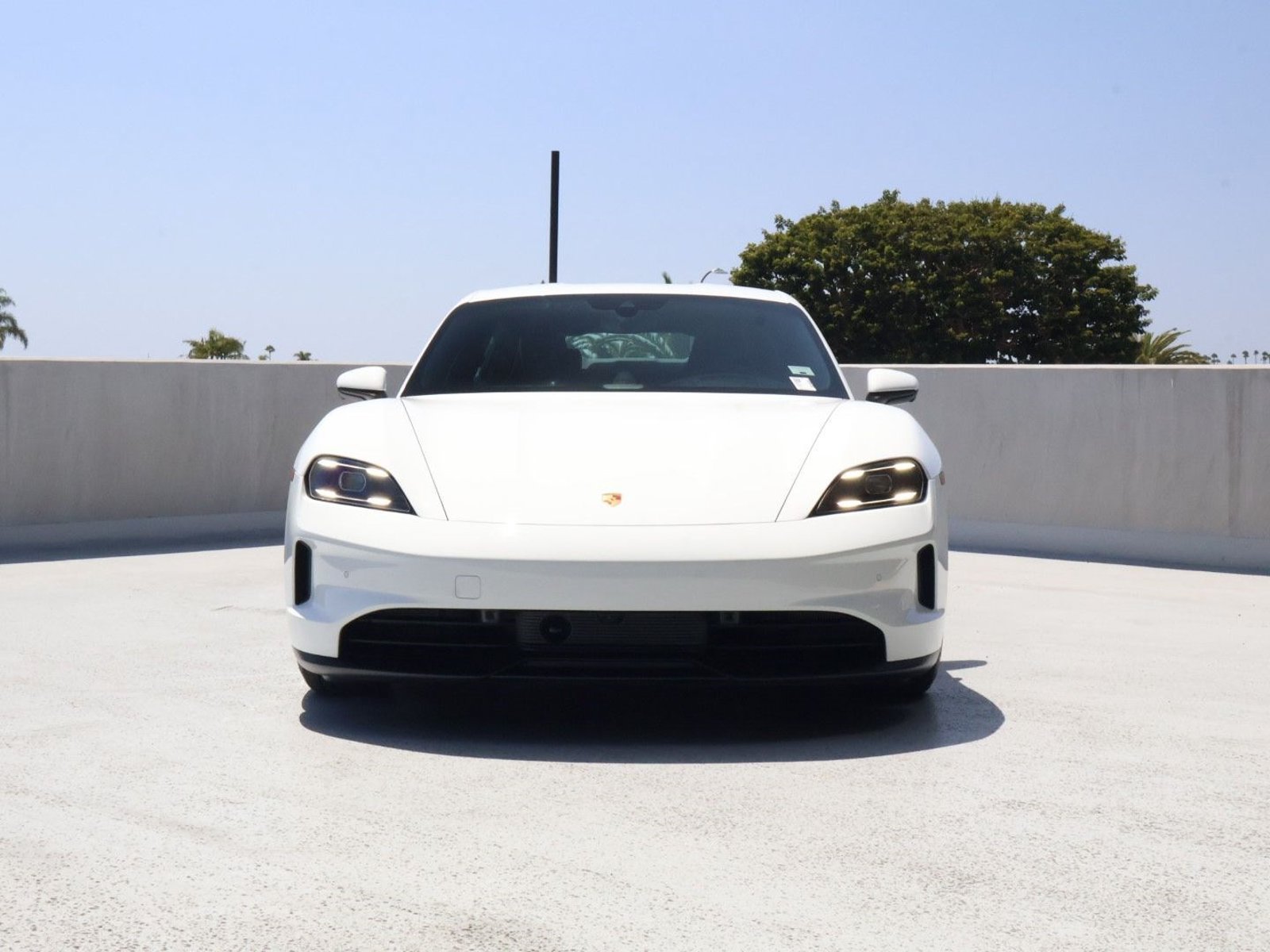 Certified 2025 Porsche Taycan 4S AWD/4WD image 6