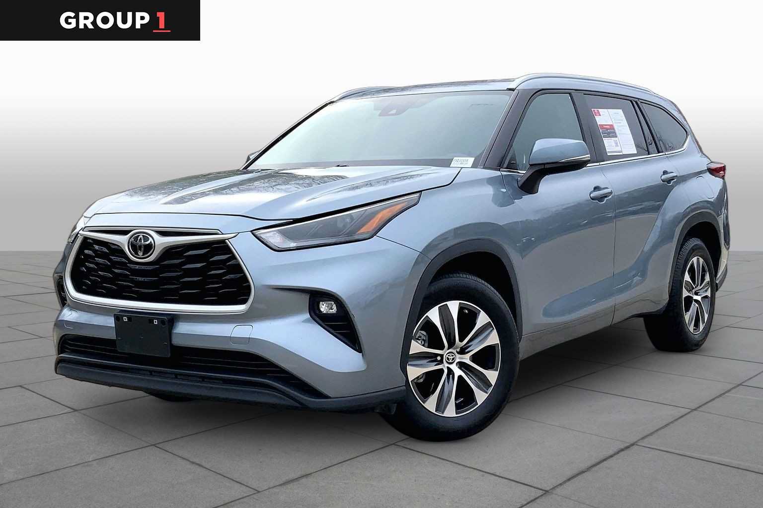 Used 2023 Toyota Highlander XLE