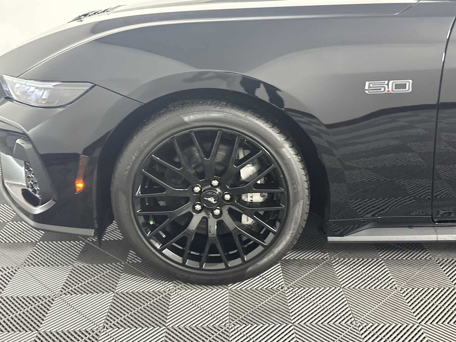 Used 2025 Ford Mustang GT Premium image 14