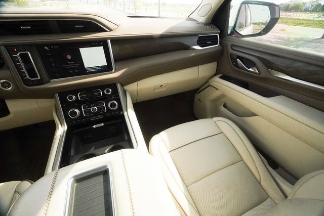 Used 2022 GMC Yukon Denali RWD image 10