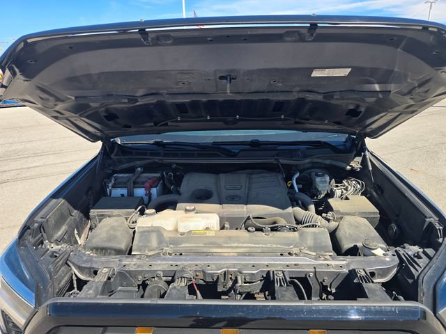 Used 2023 Toyota Tundra SR AWD/4WD image 29