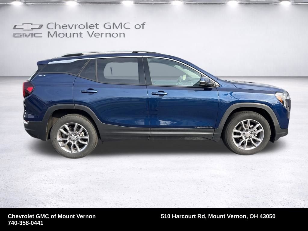 Used 2022 GMC Terrain SLT w/ Tech Package image 7