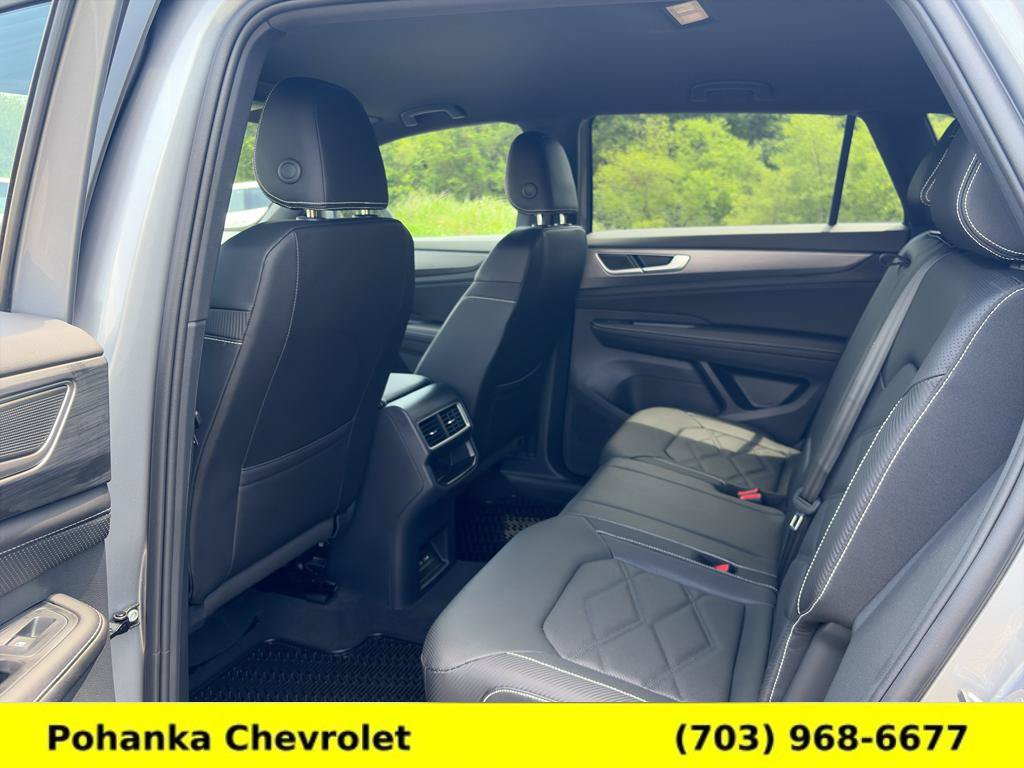 Used 2026 Volkswagen Atlas Cross Sport SE AWD/4WD image 23