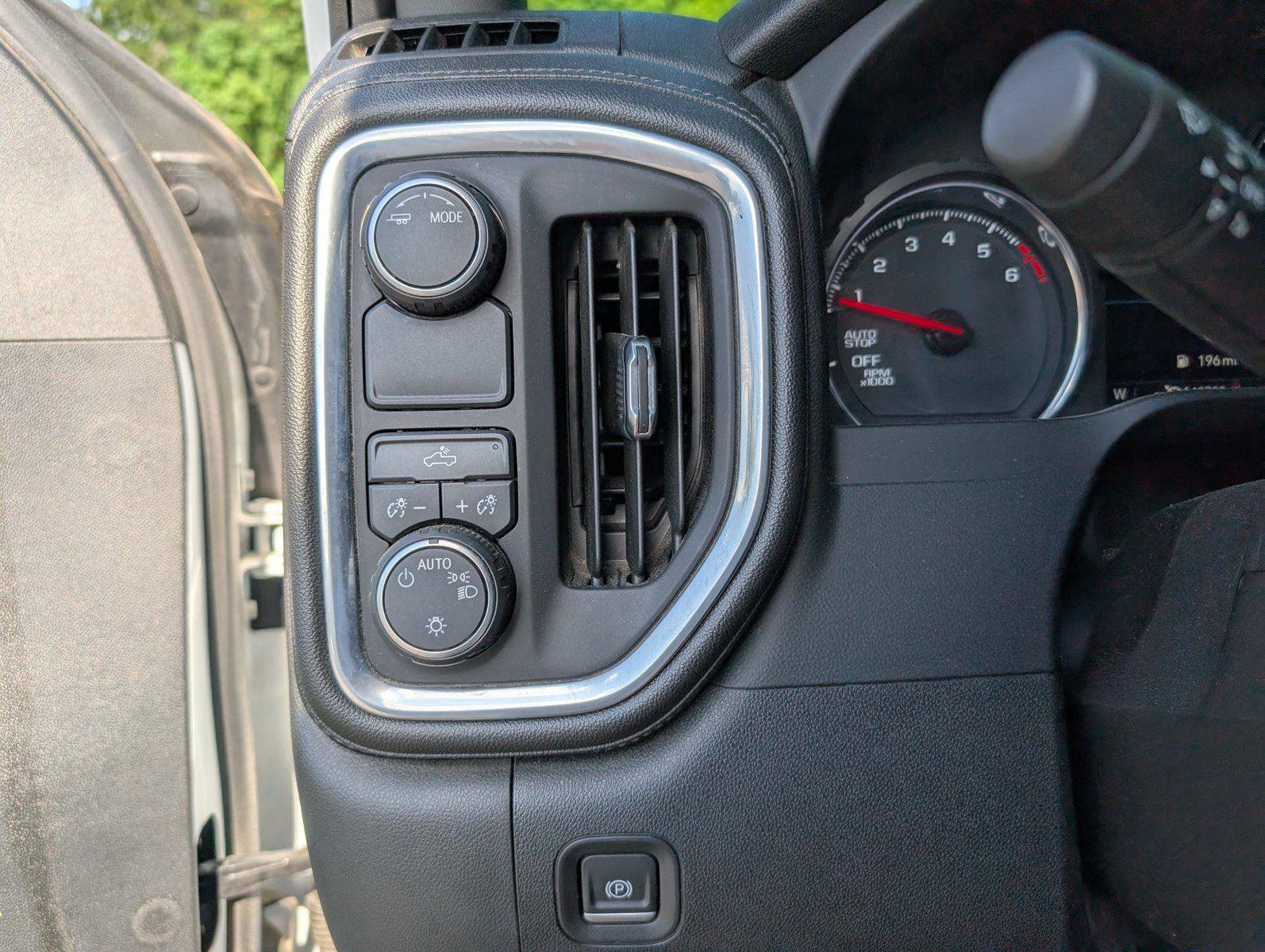 Used 2021 Chevrolet Silverado 1500 LT w/ All Star Edition Plus RWD image 27
