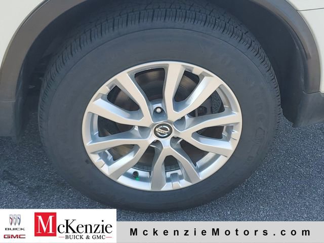 Used 2018 Nissan Rogue SV FWD image 31