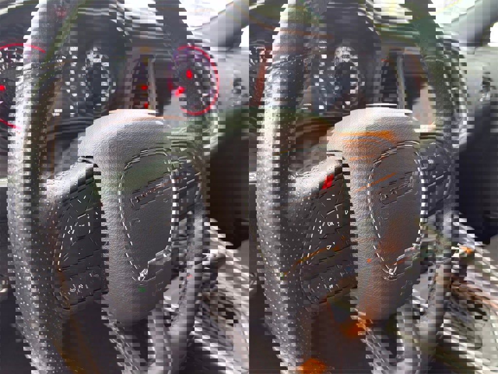 Used 2021 Dodge Challenger SXT w/ Blacktop Package image 18