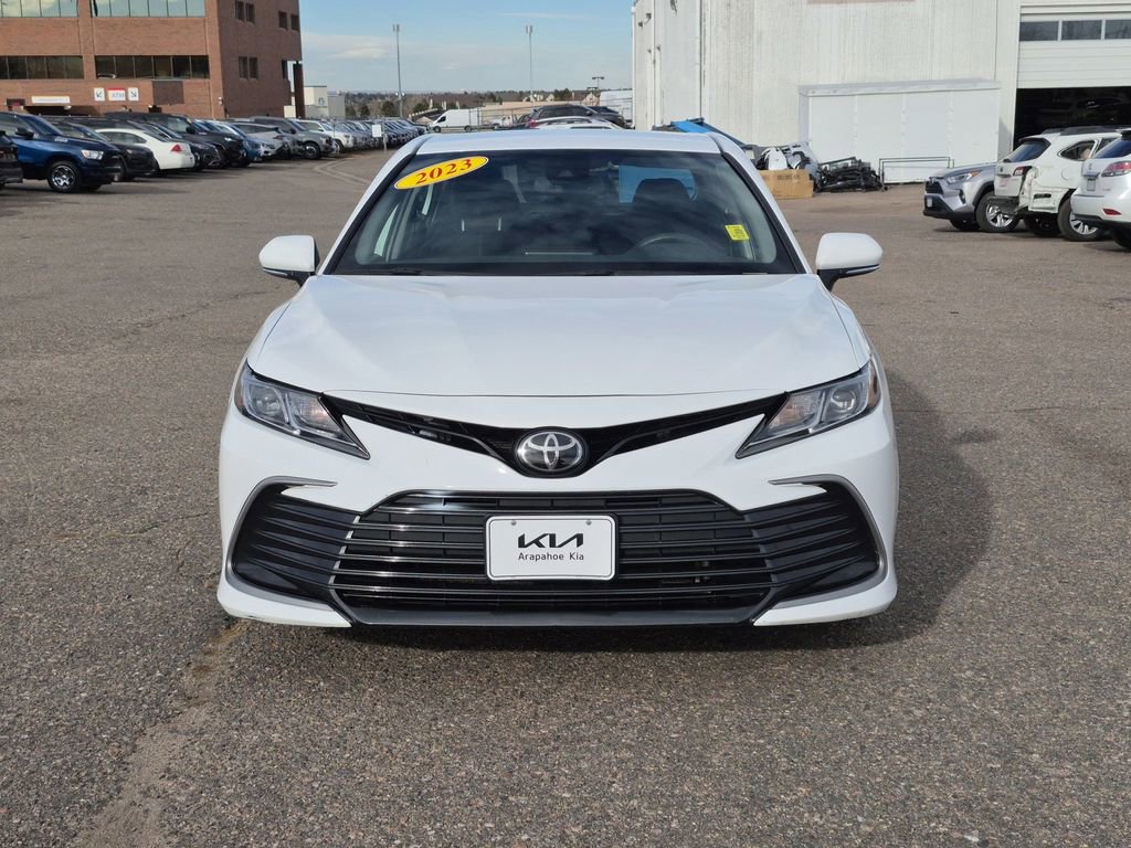 Used 2023 Toyota Camry LE image 3
