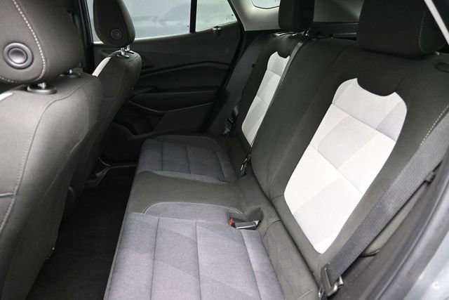Used 2025 Chevrolet Trax LS w/ LS Convenience Package FWD image 18