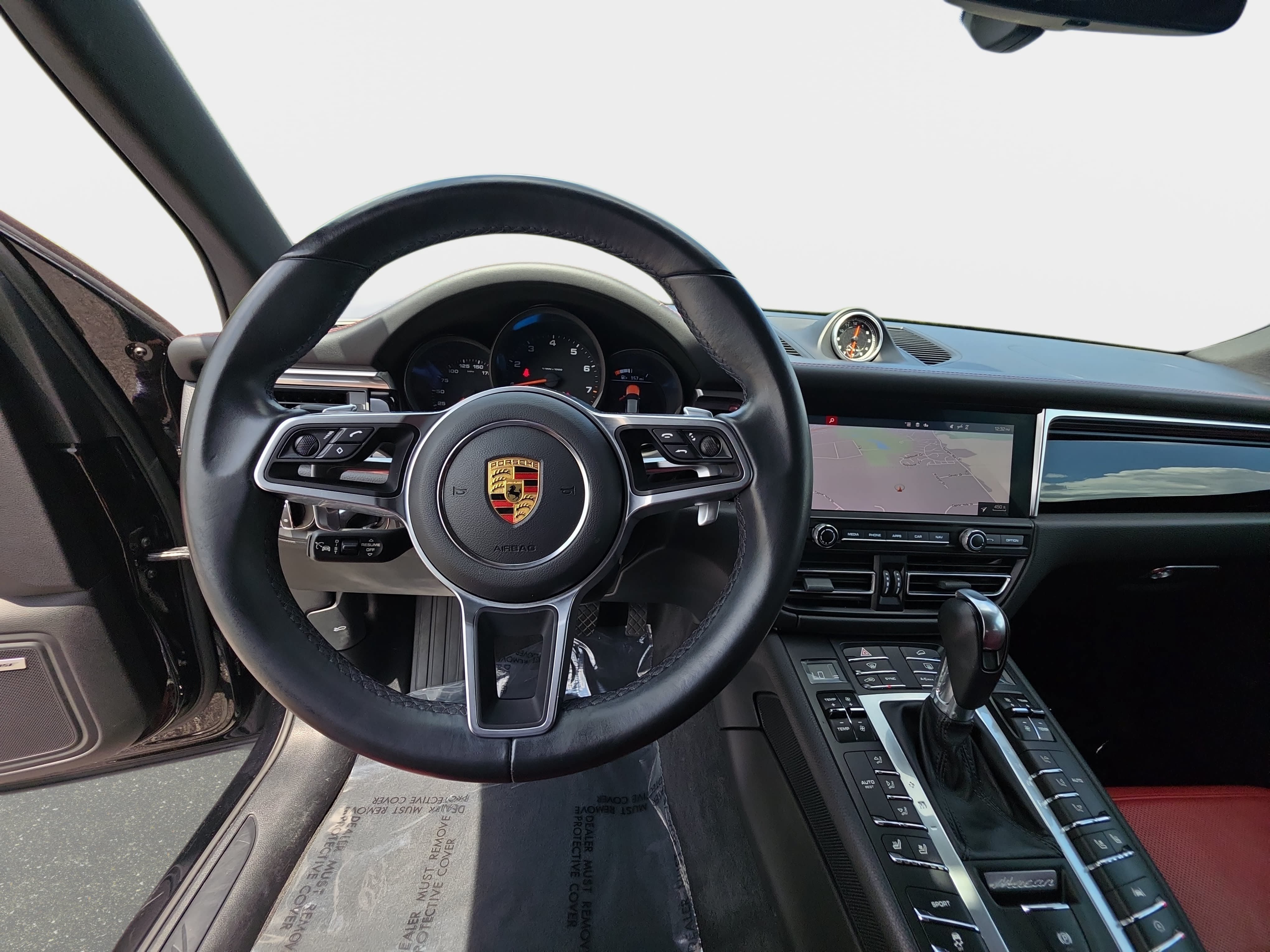 Used 2021 Porsche Macan AWD/4WD image 15