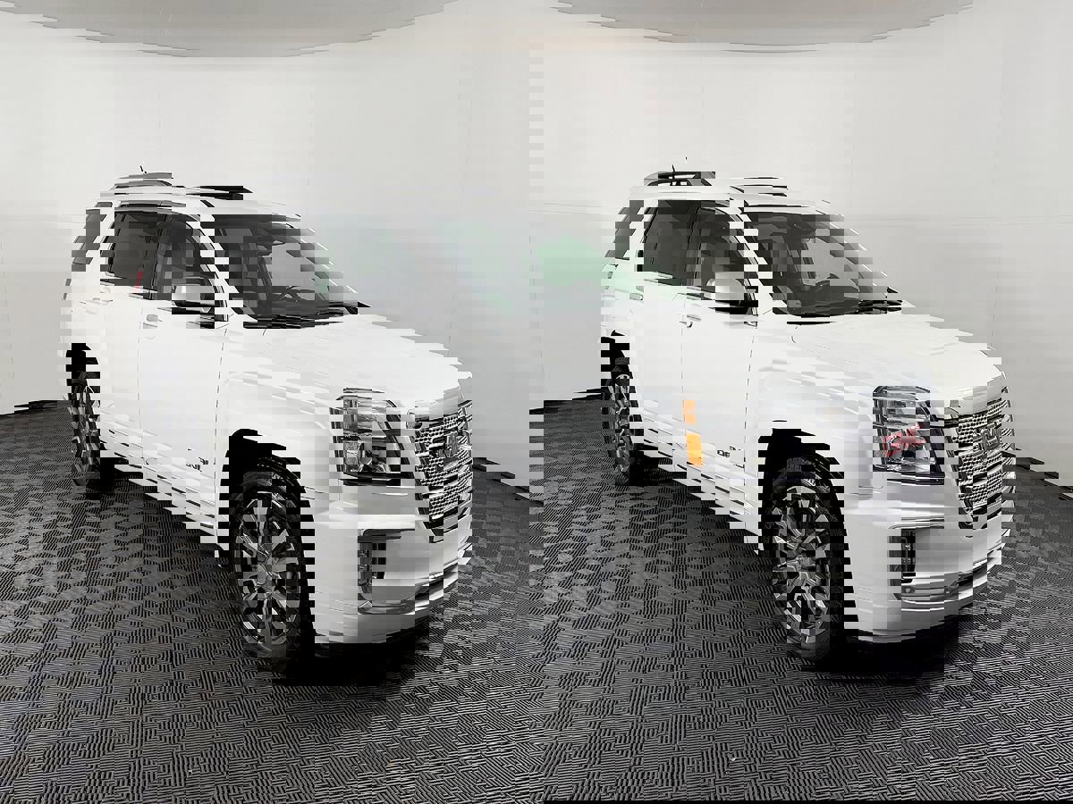 Used 2017 GMC Terrain Denali image 6