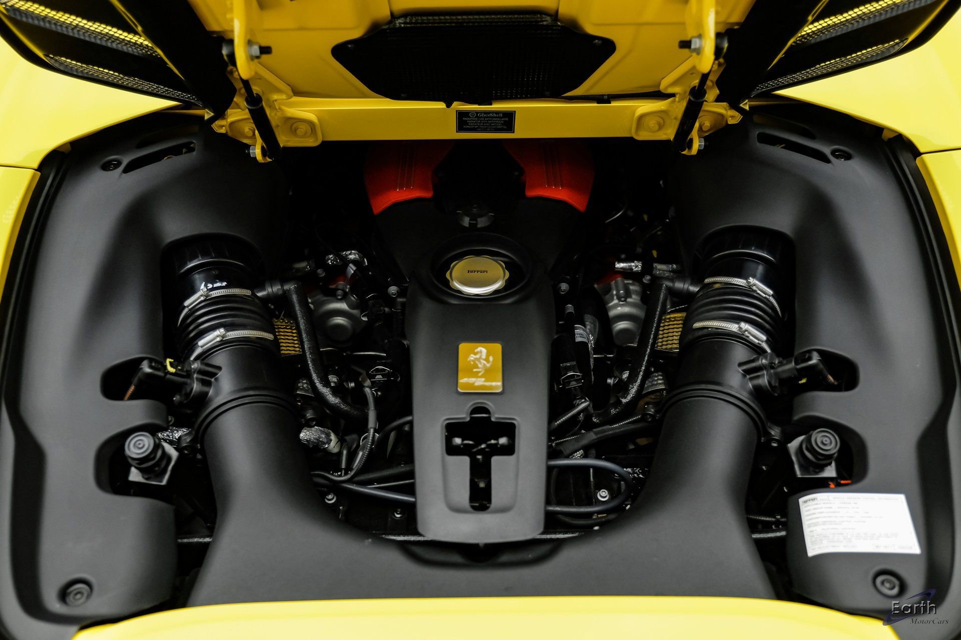 Used 2017 Ferrari 488 Spider image 3