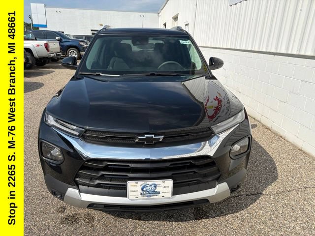 Used 2023 Chevrolet TrailBlazer LT w/ Convenience Package AWD/4WD image 4
