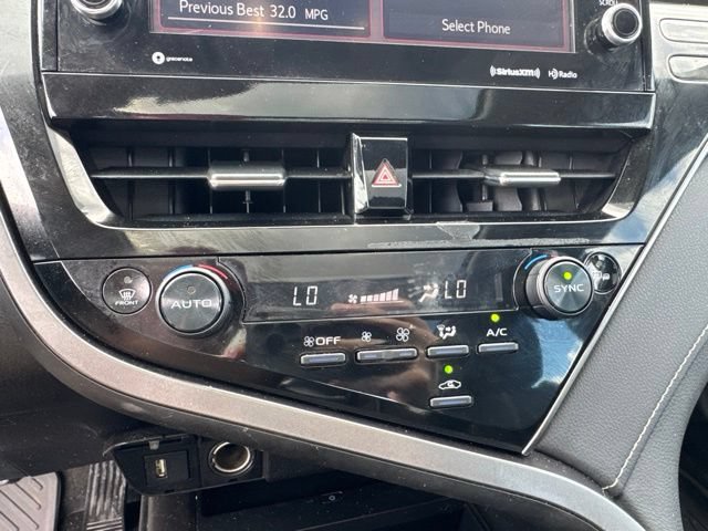 Used 2023 Toyota Camry XSE FWD image 15
