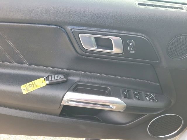 Used 2022 Ford Mustang Premium image 14