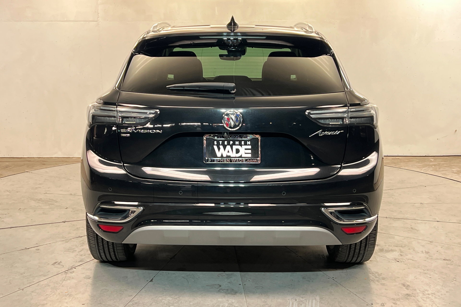 Used 2023 Buick Envision Avenir image 5