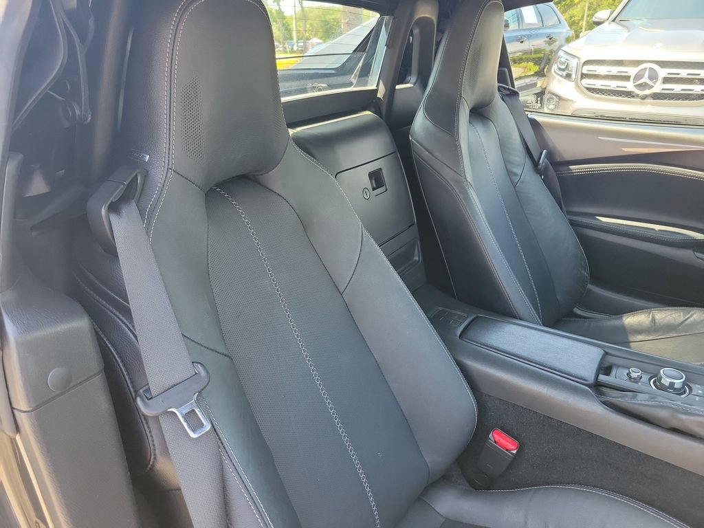 Used 2021 MAZDA MX-5 Miata RF Grand Touring RWD image 14