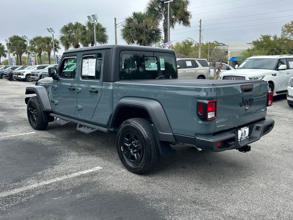 Used 2024 Jeep Gladiator Sport AWD/4WD image 5