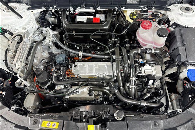 Used 2024 Mercedes-Benz EQB 250+ image 27