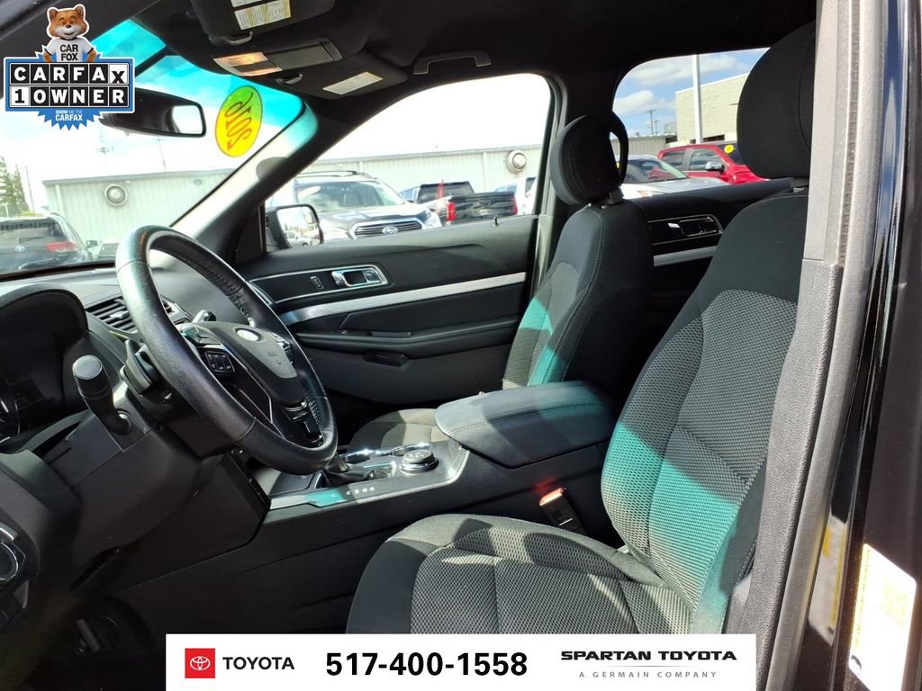 Used 2016 Ford Explorer XLT w/ Equipment Group 201A AWD/4WD image 14