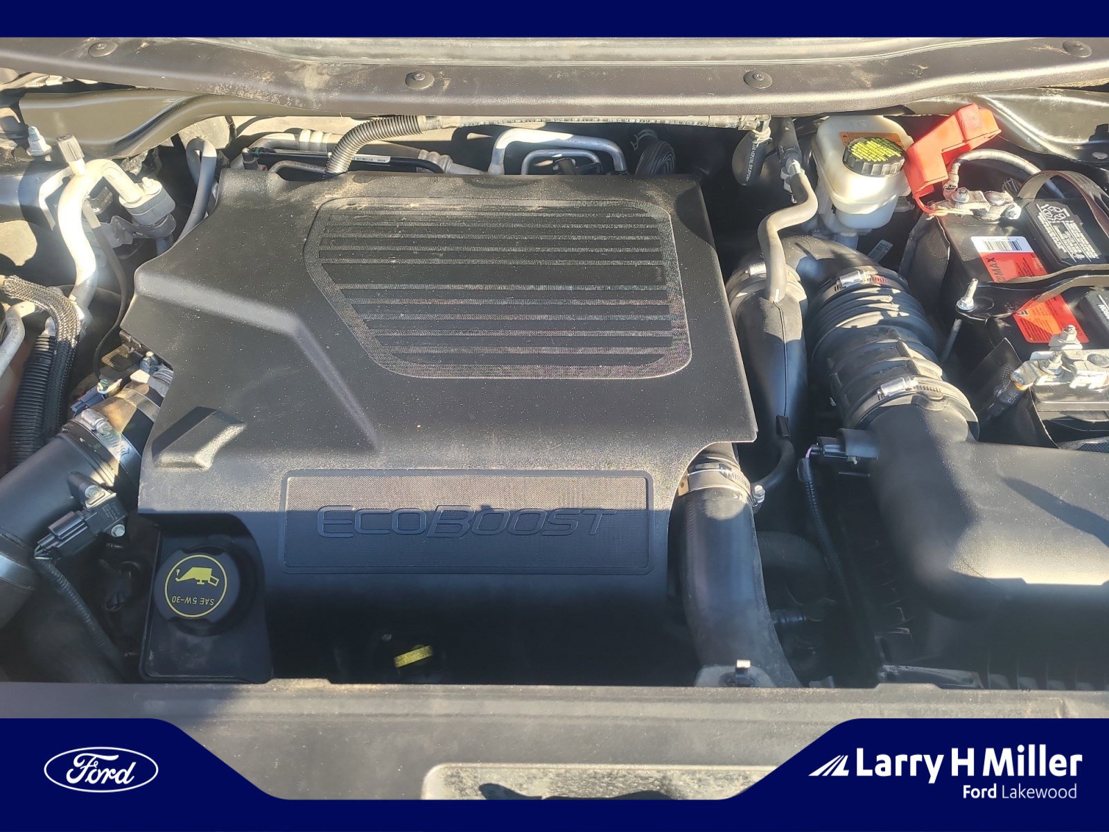 Used 2016 Ford Explorer Platinum image 22