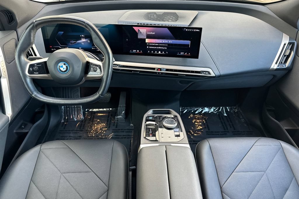 Used 2024 BMW iX xDrive50 w/ Sport Package AWD/4WD image 14