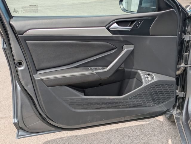 Used 2022 Volkswagen Jetta S FWD image 6