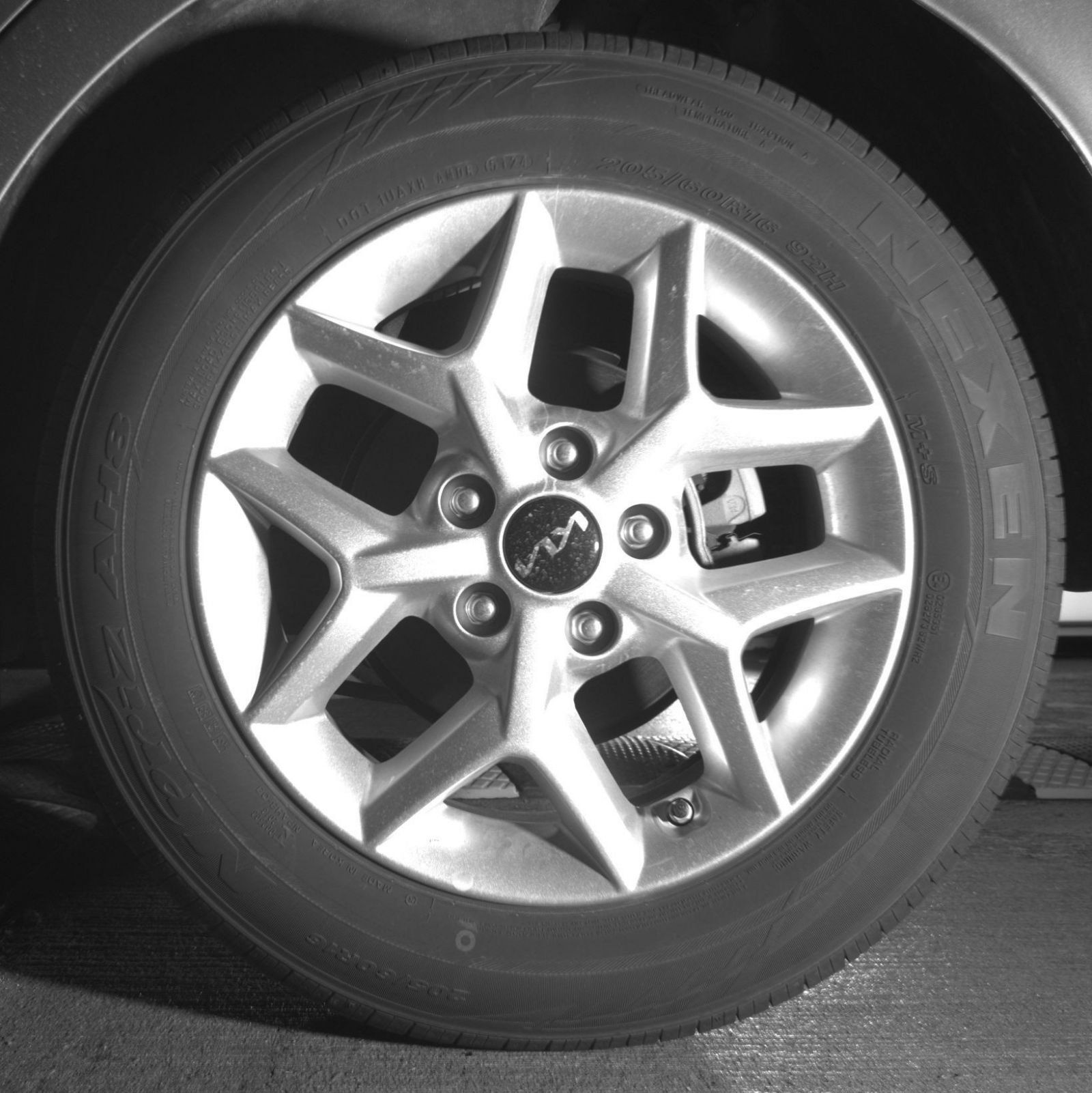 Used 2025 Kia Soul LX w/ LX Technology Package FWD image 17