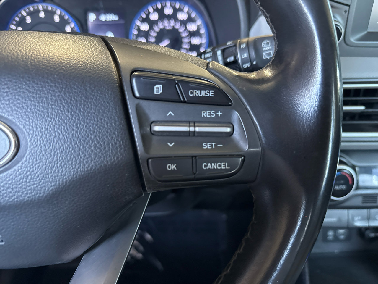 Used 2018 Hyundai Kona Limited image 25