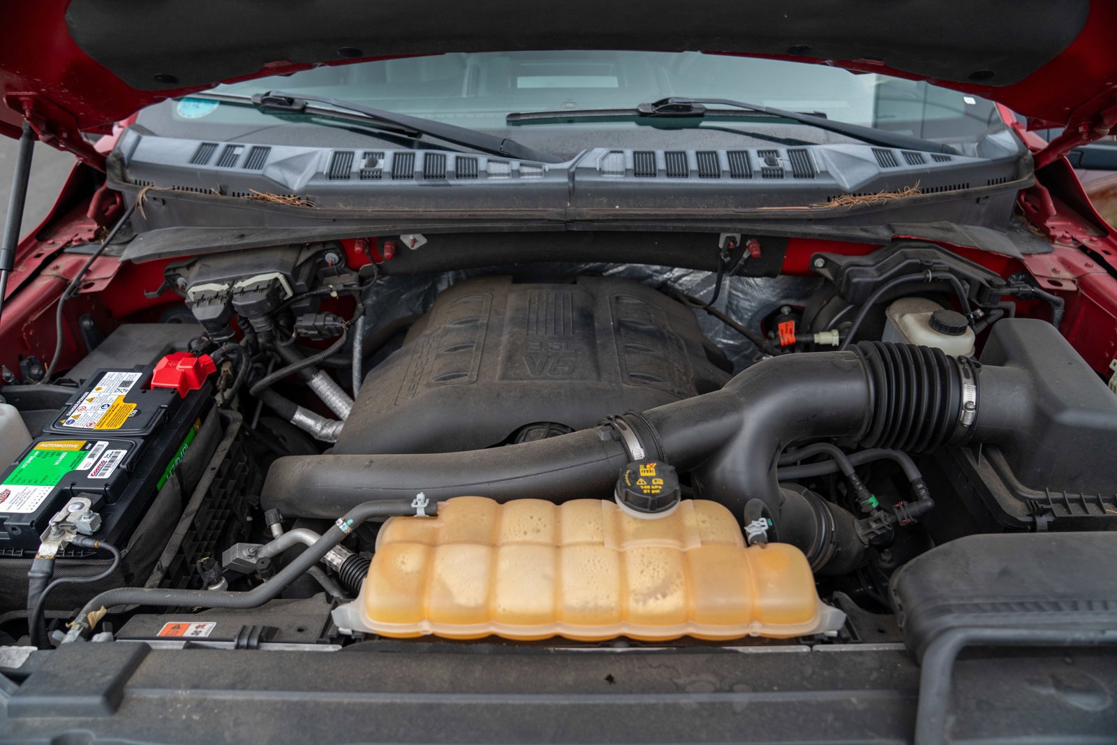 Used 2015 Ford F150 Platinum w/ Technology Package image 27