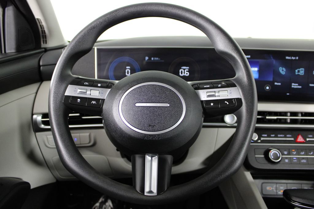 Certified 2026 Hyundai Tucson SE image 25