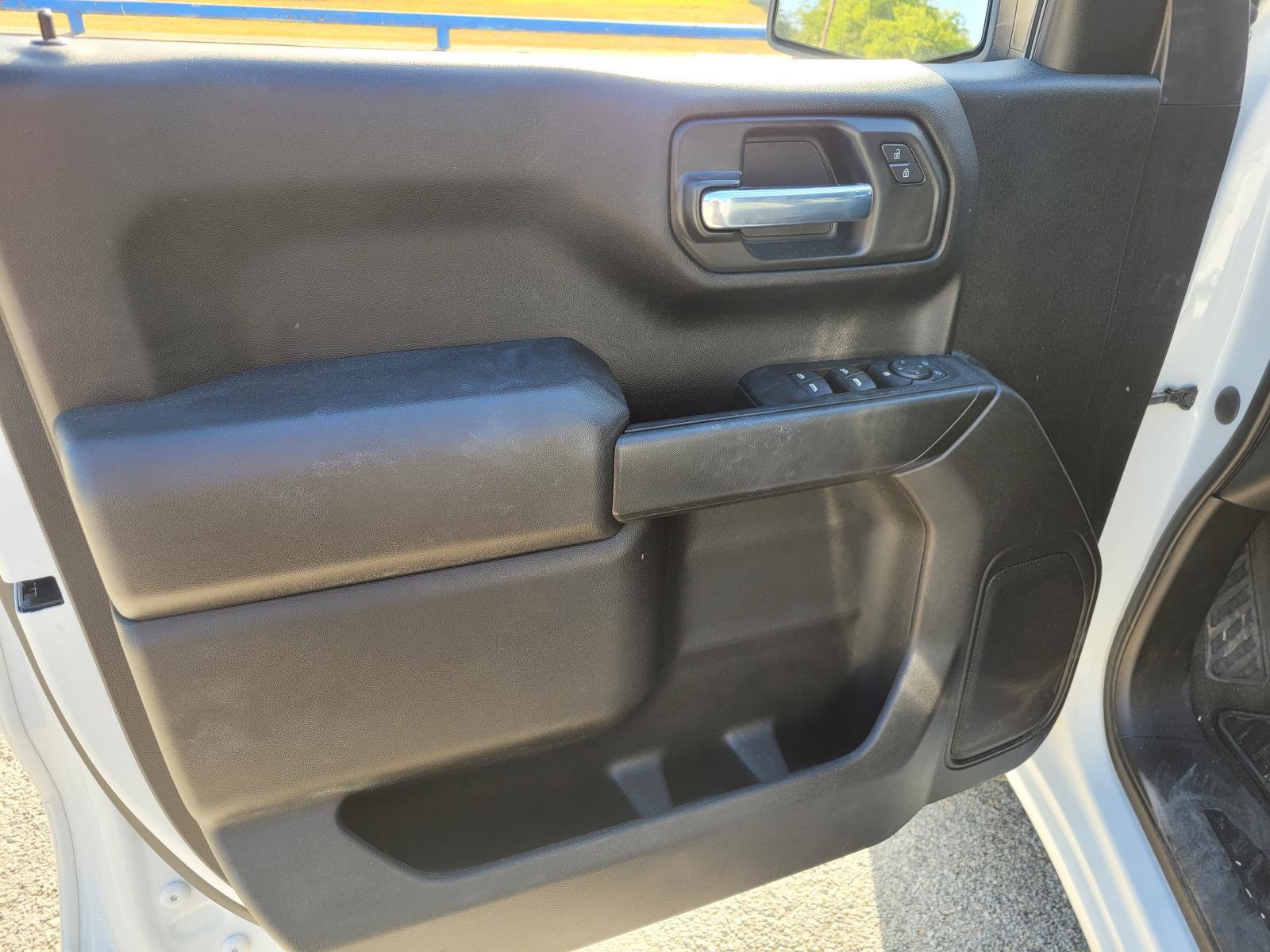 Used 2023 Chevrolet Silverado 1500 Custom RWD image 16