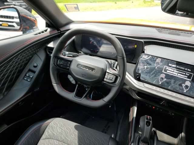 Used 2026 Dodge Charger Scat Pack w/ Blacktop Package AWD/4WD image 17