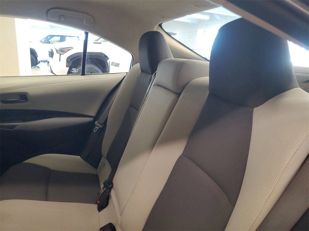 Used 2023 Toyota Corolla LE image 12