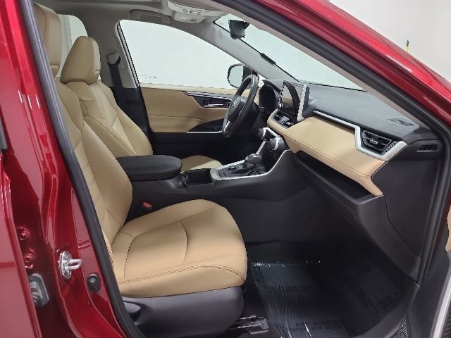 Used 2024 Toyota RAV4 XLE Premium w/ Weather Package AWD/4WD image 15