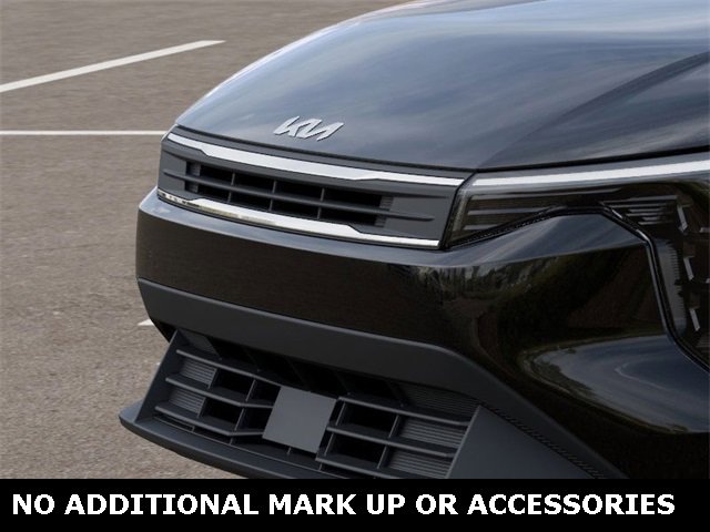 New 2025 Kia K4 LXS image 12