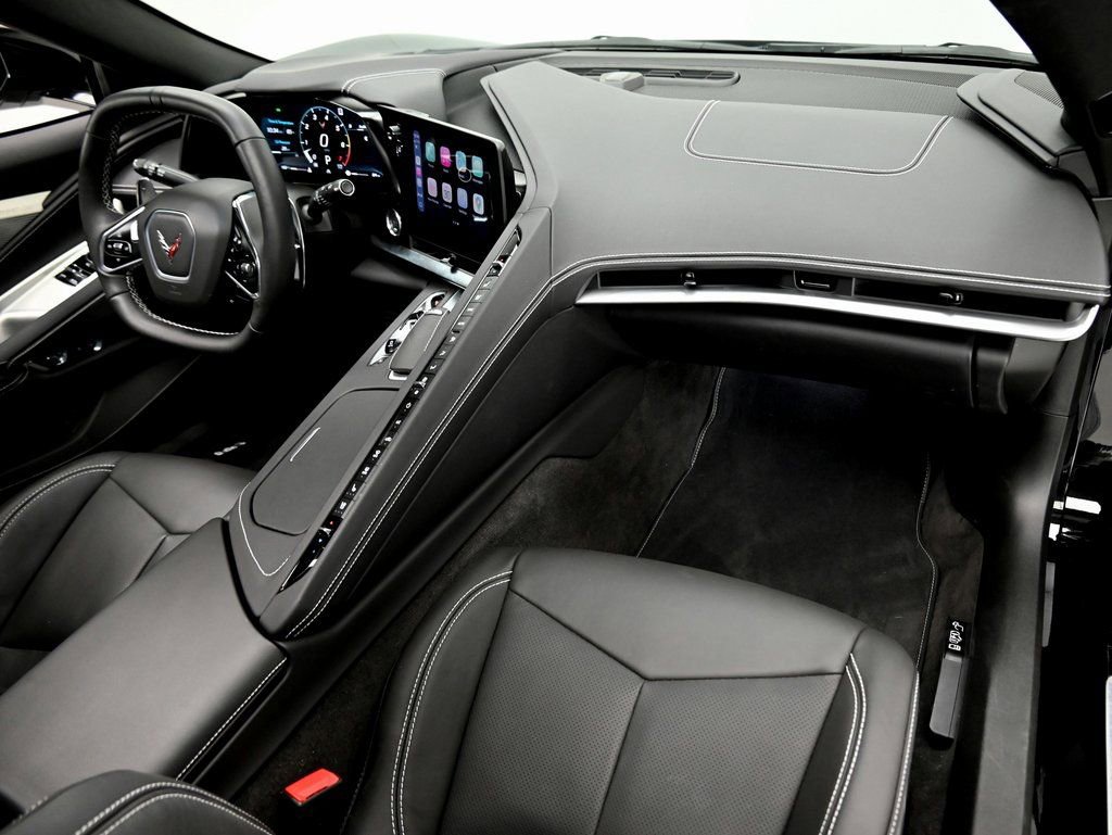 Used 2023 Chevrolet Corvette Stingray Preferred Cpe w/ Z51 Performance Package image 8