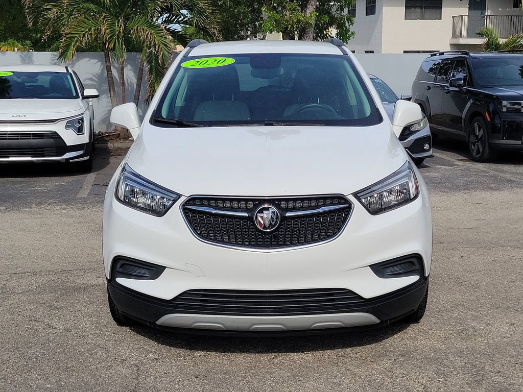 Used 2020 Buick Encore Preferred FWD image 2