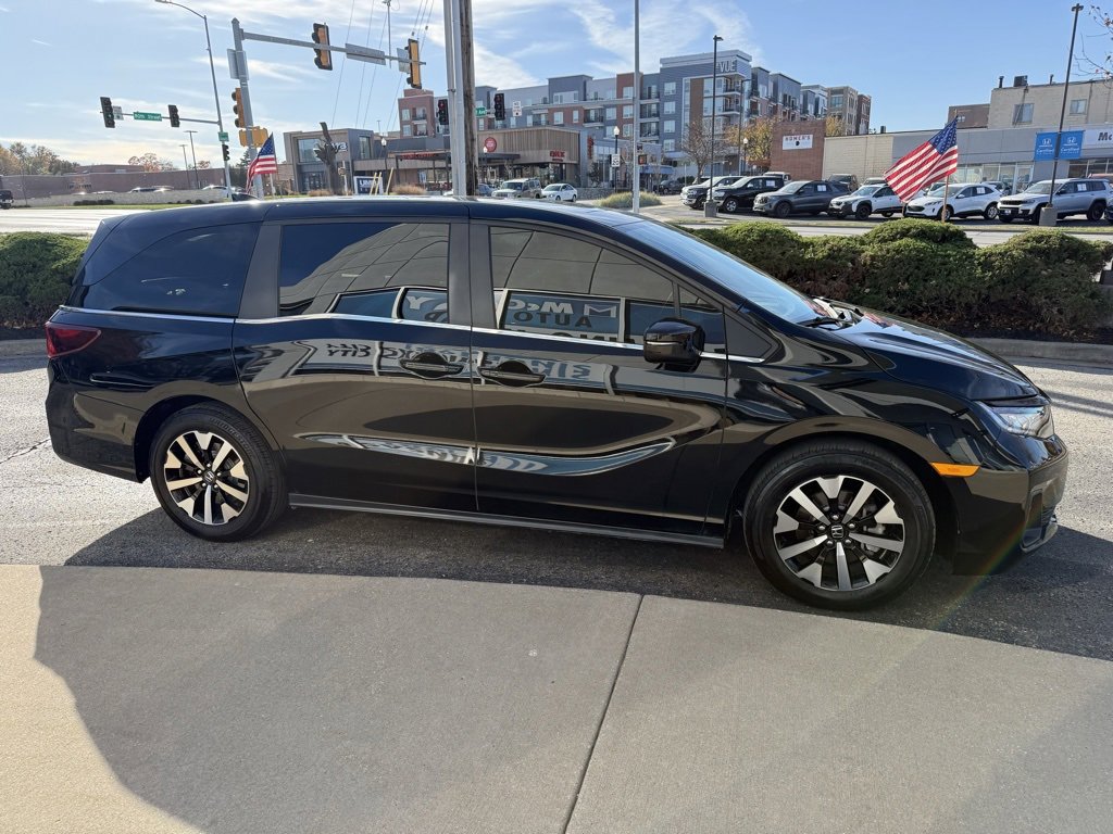Used 2025 Honda Odyssey EX-L image 4