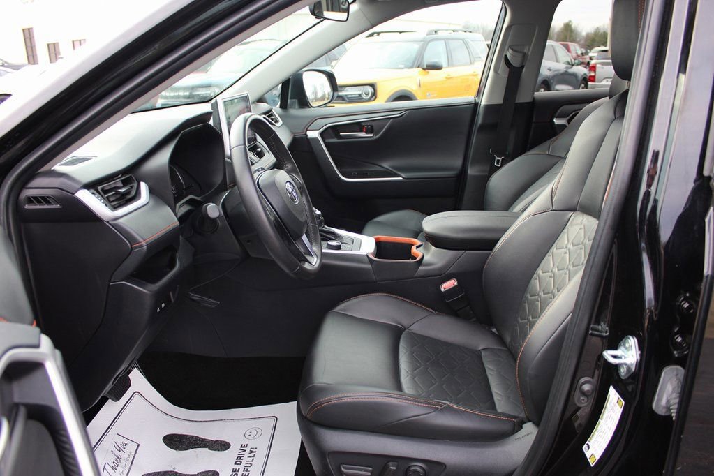 Used 2024 Toyota RAV4 Adventure image 26