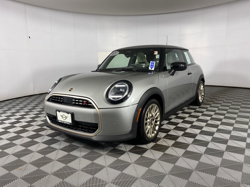 Certified 2025 MINI Cooper S image 3