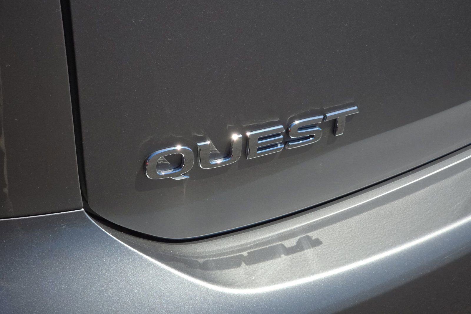 Used 2012 Nissan Quest SL FWD image 28
