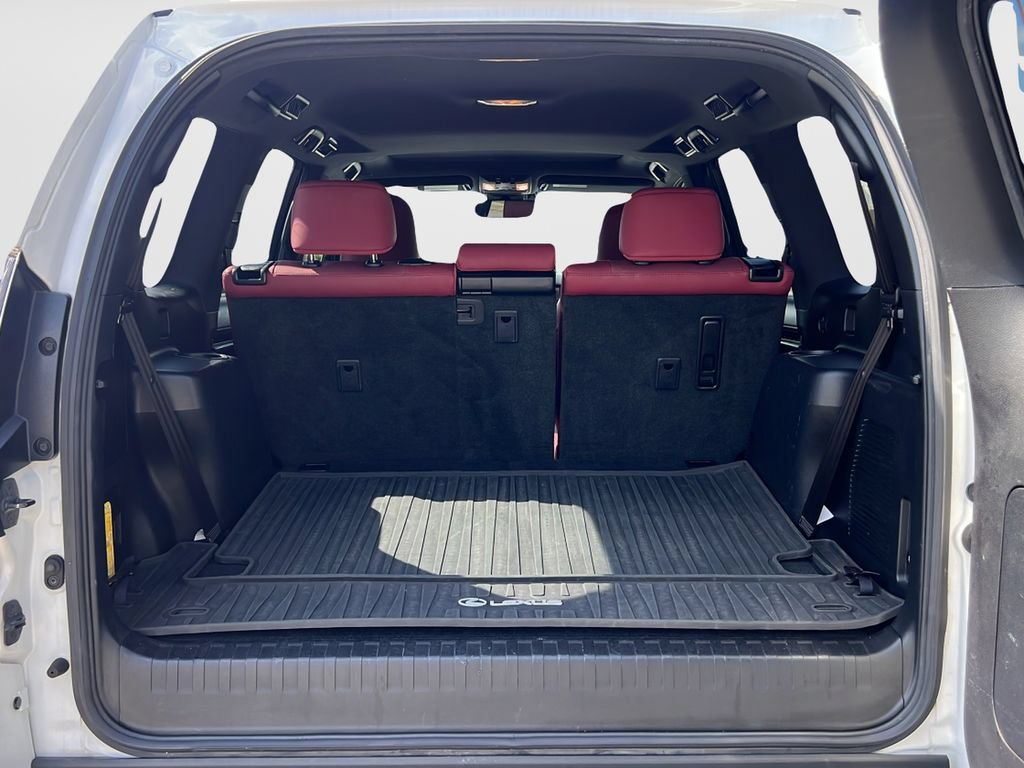 Used 2020 Lexus GX 460 Premium w/ Premium Package AWD/4WD image 9